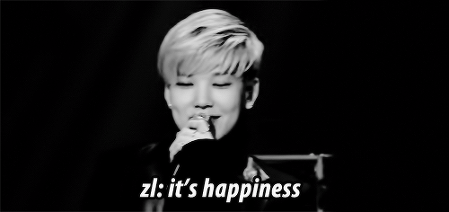 
when junhong is asked what mood he is displaying for LOE poster:"처눈 행복 입니다".
