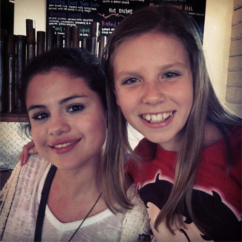 umm_its_ashley:I met Selena Gomez at sushi dans!!!!! #selenagomez