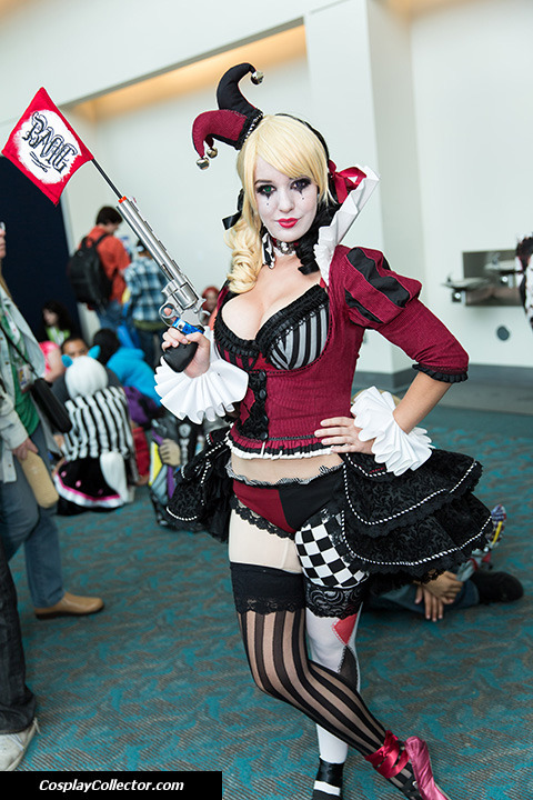 Harley Quinn - San Diego Comic-Con 2013
Clowning around with Victorian fashion