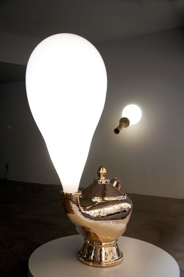 Pieke Bergmans: Wonderlamp (2010)