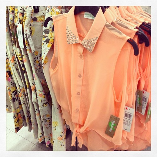 Selena Gomez&#8217;s Spring &#8216;Dream Out Loud&#8217; Collection in Kmart.