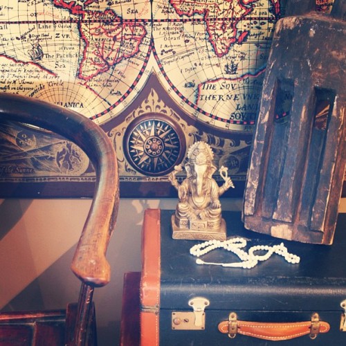 #travel #chinese #african #india #map #dogonmask #vignette #instaphoto #instapictures #photo #ganesh #decor #interior #vintage