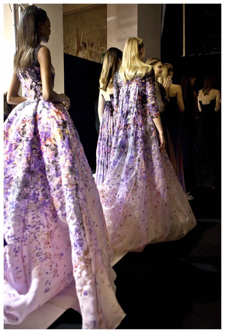 kurkova:

ELIE SAAB Backstage - Haute Couture Spring Summer 2014
