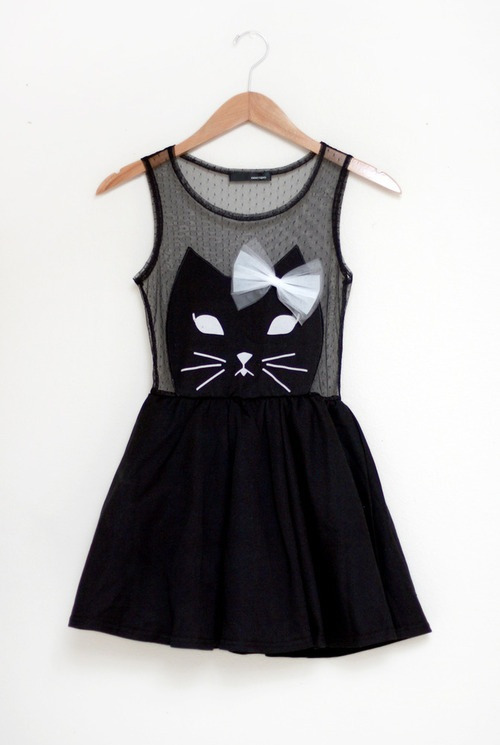 clothes with cats