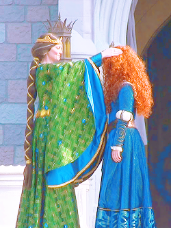 Queen Elinor crowning Merida (2013)