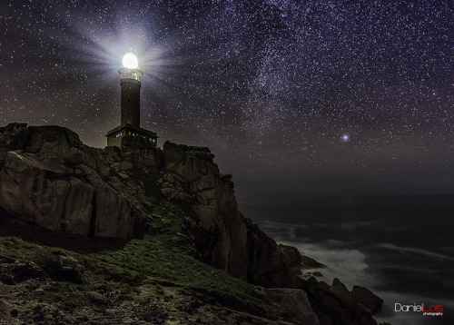 Lighthouse &amp; Jupiter by Daniel Lois (SincoZH) on Flickr.