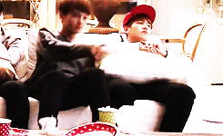 gifs exo showtime Chen baekhyun baekchen wow so i finally finished after years of tumblr being a douche chenships they seriously cling to each every ep