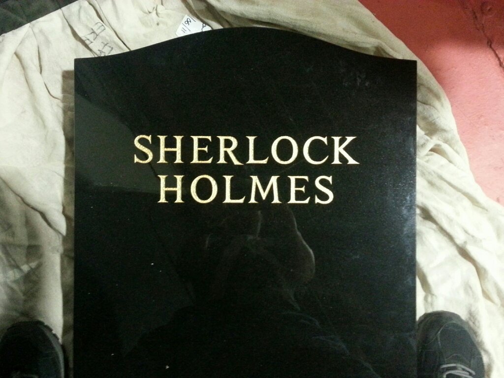 sherlockology:

Arwel Wyn Jones - ‘Look what I just found!’
And the internet explodes…

WELL THAT&#8217;S JUST GREAT. 