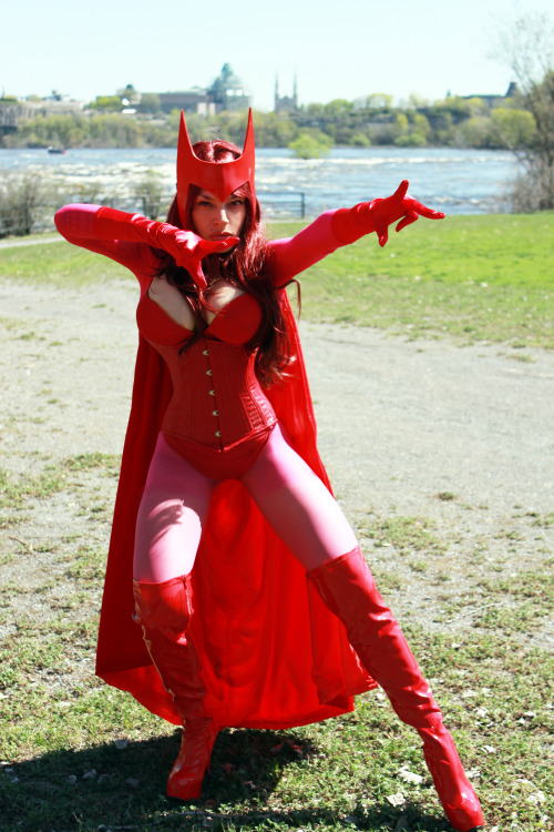 Wanda Maximoff/Scarlet Witch cosplay
Model: Naomi VonKreepsHttp://www.Facebook.com/naomivonkreepsTwitter: @naomi_vonkreepsIG: @naomivonkreepsPhoto by A Rebel Photography