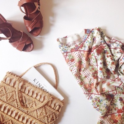 millayvintage:

Loving this darling vintage sweater, vintage macramé tote and those leather summer wedges all together — all from our newest collection that just hit the shop! Would be perfect with some high-waisted shorts, don’t ya think? | www.millayvintage.com #vscocam #newarrivals
