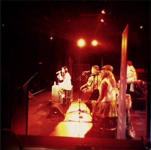 @ericnicolau: @selenagomez Sounding GREAT tonite&#8230; An honor to share the stage again #memories #summer2011