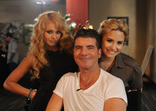 Demi, Paulina and Simon - The X Factor backstage