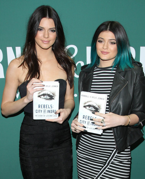 June 4, 2014 - Kylie &amp; Kendall Jenner at their book signing in NYC.