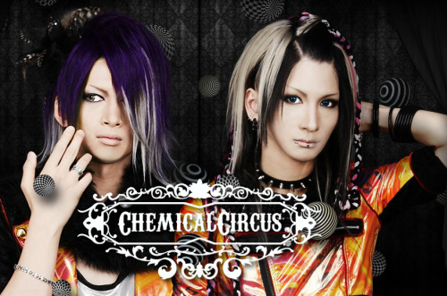 Chemical Circus&#8217; new maxi single &#8220;Chemical Parade&#8221; @ 2013/08/17:  01.Chemical Parade 02.嘘つきアジェンダ(usotsuki agenda)