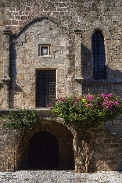 Old town of Rhodes, Greece (by penttja)