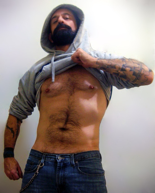 dickstracted:

Loaded for bear

HOT TATTED AND HOODED&#160;!!!