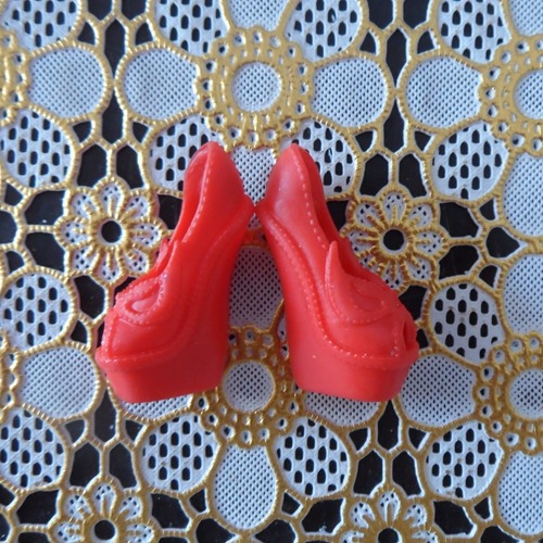 Skelita Calaveras I Heart Accessories shoes mold. (Photo from Taobao).