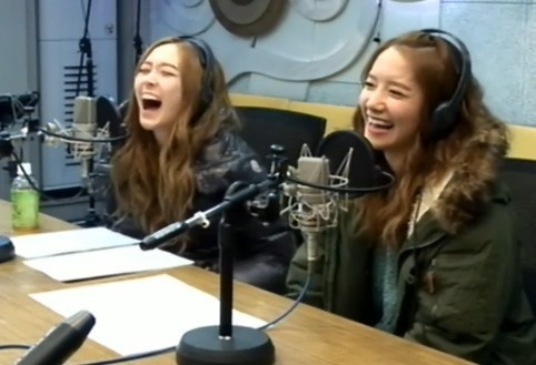 The Cat does her own take on Yoong's Alligator laugh.