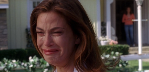 desperatescreencaps:

Teri Hatcher’s cry face is the worst.
