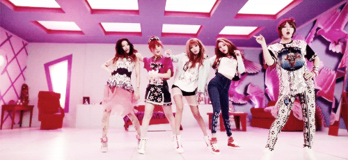 4_Minute_What's_Your_Name_Strut