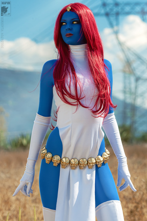 cosplayblog:

Mystique from X-Men

Cosplayer: Rei [dA]Photographer: Kifir [dA]



Great Mystique!
