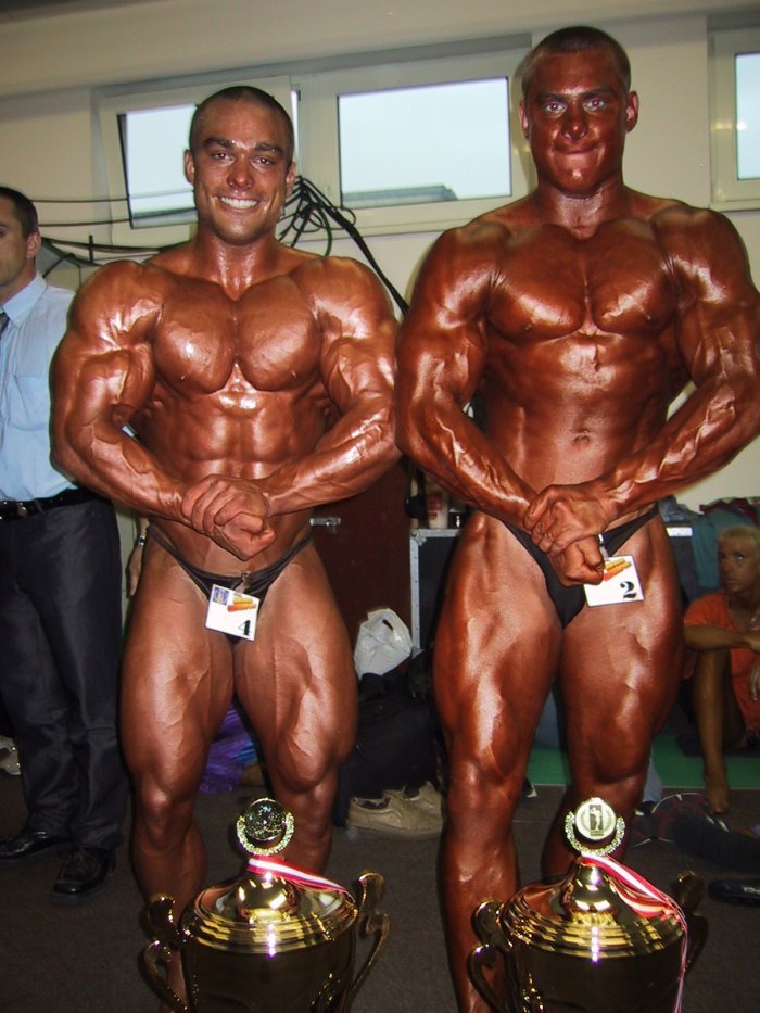 músculo-nerd: David Dahan e Denis Nikiforov
