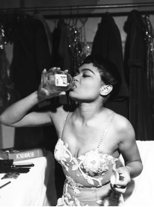 Eartha Kitt backstage, 1959,