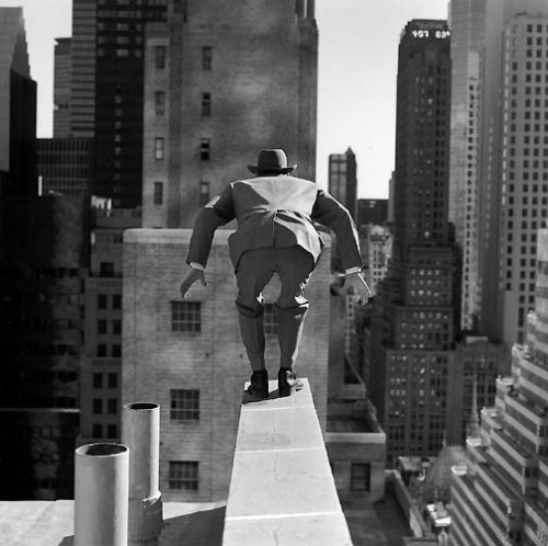 Rodney Smith
Alan leaping from 515 Madison Avenue. New York City (1999)