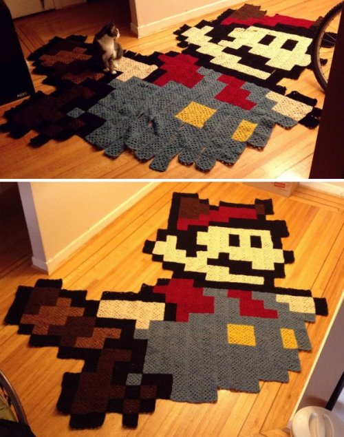 Stay Warm with this Hand-Knit Mario Quilt