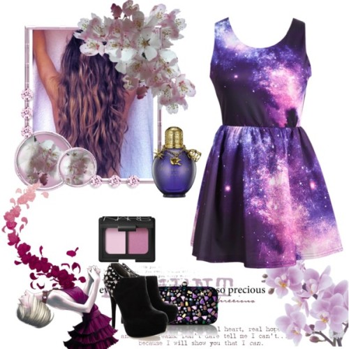 Galaxy - Polyvore on We Heart It - http://weheartit.com/entry/51886879/via/nelvemyr