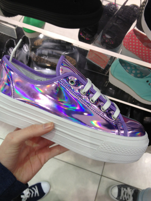 torment-ed:i need these shoes in my life