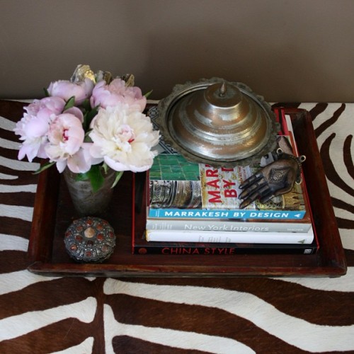 Okay, I am done with #peonies. Almost&#8230; :) #peony #vignette Love #chinesetray from #homegoods&#160;! #homegoodshappy