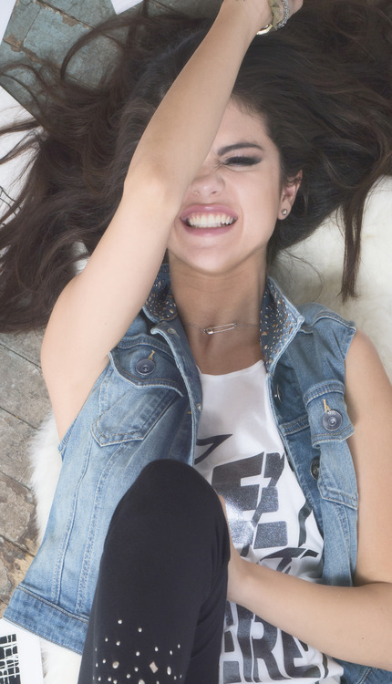 Selena for Adidas NEO (c)