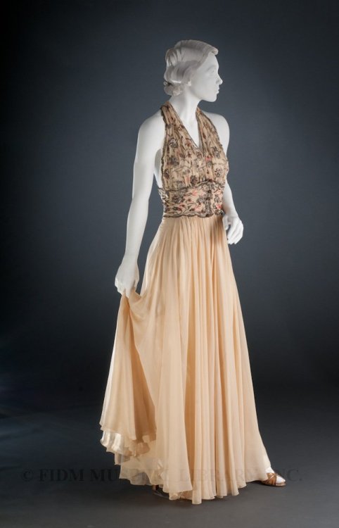 Dress
Madeleine Vionnet, 1936-1938
The FIDM Museum