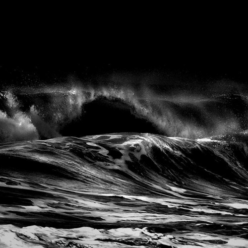 The Wave (by Hengki Koentjoro)