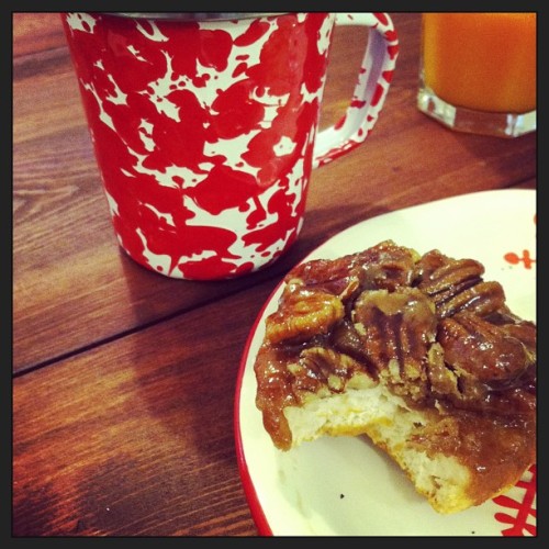 Another 2-hour delay = my grandmother’s sticky buns + honey tangerine juice for breakfast #snowday