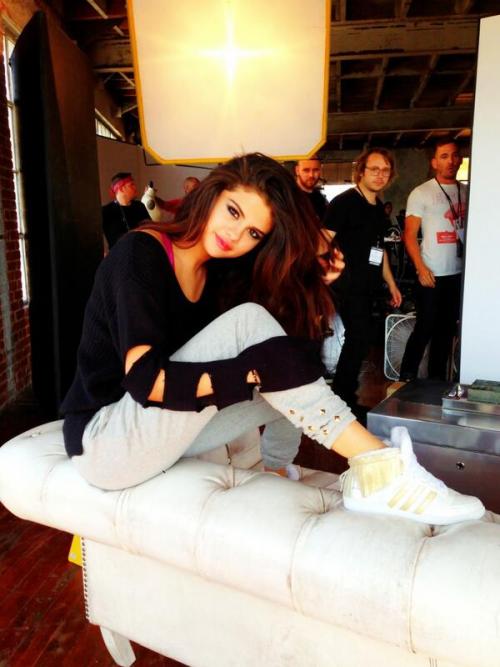 @selenagomez:Good day today with @adidasNEOLabel for my fall/winter collection.