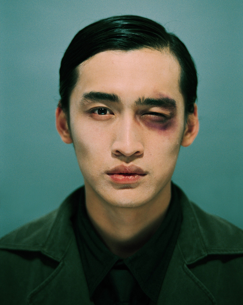 likeafieldmouse:

Wang Yi Fei - Untitled Portrait (2006)