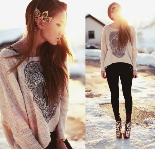 romwe skull embroidery cream jumper only