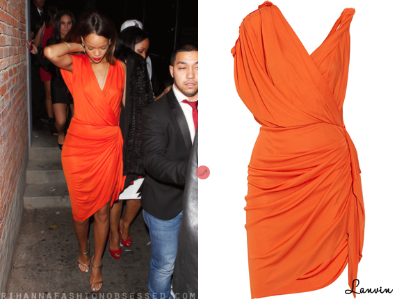Rihanna  spent her Valentine&#8217;s Day flying solo at Power 106&#8217;s Valentine&#8217;s Crush concert and also at Bloke nightclub in Los Angeles wearing a orange Lanvin dress with Tom Ford sandals.