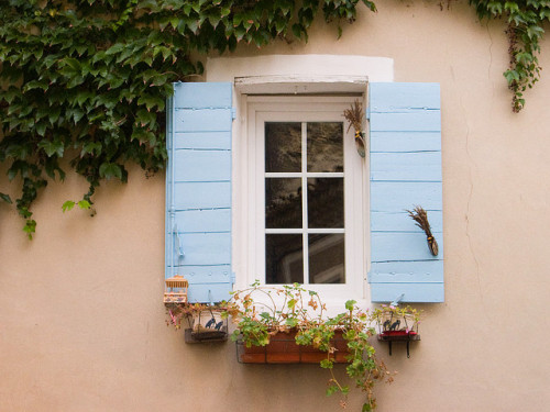 Beautiful window in Lourmarin, France