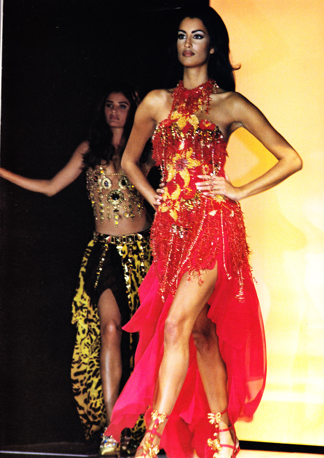 supermodelshrine:Yasmeen for Gianni Versace, s/s 1992