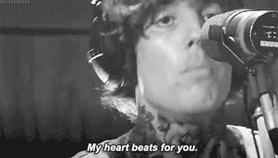 homesick-:

waitinginacar:

fall-deeper-and-deeper:

justinhiills:

online-loser:

my heart oMG

this hurts me

you can literally see the pain he feels when he sings that line.. wow

I am crying now

I am crying so hard. Like, seeing my hero cry just makes me so sad. The respect and love I have for Oliver is just..no words can describe it. He made me stronger, he saved my life. Really. Just seeing this breaks my heart. I love you, Oli.
