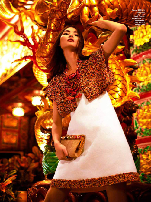 kennethbenjaminreed:

Miao Bin Si Shines in the Streets of Hong Kong for Stylist Magazine S/S 2013 http://bit.ly/Zg7UHy
