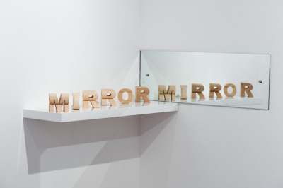 »mirror« by james hopkins (+)
[via]