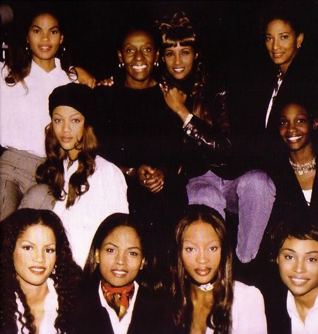 blackfemalemodels:

The Black Girl Coalition Press Conference (1992)
Gail O’Neill,Bethann Hardison,Iman,Peggy Dillard,Tyra Banks,Roshumba Williams, Veronica Webb,Karen Alexander,Naomi Campbell, and Cynthia Bailey

almost brought tears to my eyes. AMAZING!

These ladies paved the way for  aspiring black models. 