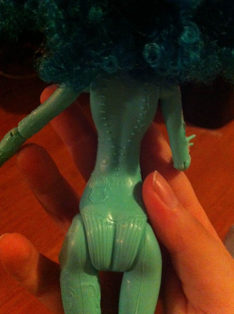 the-terrible-tara:

So, Honey Swamp’s sculpt is amazing. I am stunned… Even more stunned that my store had it.
