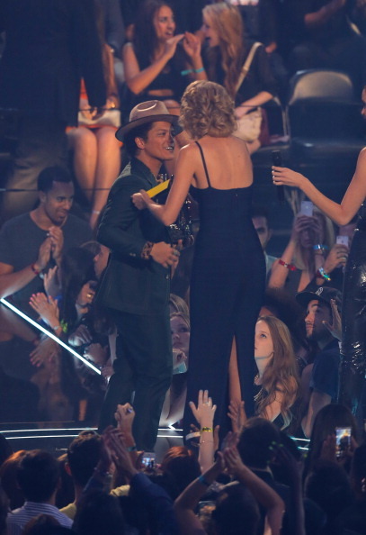 Taylor Swift and Bruno Mars onstage during the 2013 MTV Video Music Awards