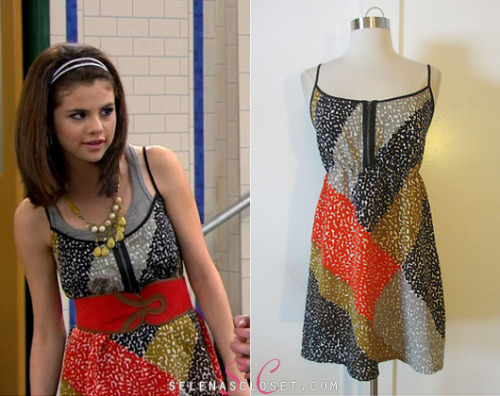 Selena Gomez wore this Kimchi Blue Geo Printed Dress from Urban Outfitters in the season 4 episode &#8216;Zeke Finds Out&#8217;. It&#8217;s currently on sale on eBay for $45.00. <br /> Buy it HERE