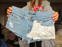 pant1es:

qelato:

WHERE THE FUCK DO YOU BUY SHORTS LIKE THESE??? BECAUSE IVE LITERALLY BEEN LOOKING FOR SIMPLE LACE SHORTS LIKE THESE (HIGHWAISTED PREFERABLY) AND I LITERALLY CANNOT FIND SHORTS THAT ARE NOT INSANELY RIPPED OR DYED WEIRD COLOURS

she made them, i asked lol